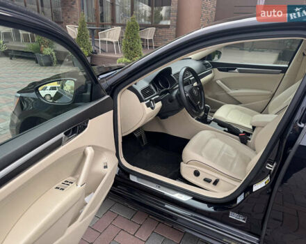 Черный Фольксваген Пассат, объемом двигателя 1.98 л и пробегом 25 тыс. км за 16399 $, фото 16 на Automoto.ua