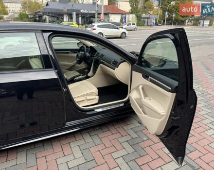 Черный Фольксваген Пассат, объемом двигателя 1.98 л и пробегом 25 тыс. км за 16399 $, фото 15 на Automoto.ua