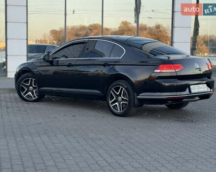 Черный Фольксваген Пассат, объемом двигателя 1.97 л и пробегом 225 тыс. км за 15950 $, фото 98 на Automoto.ua