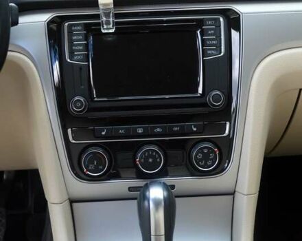 Чорний Фольксваген Пассат, об'ємом двигуна 2 л та пробігом 99 тис. км за 15300 $, фото 29 на Automoto.ua