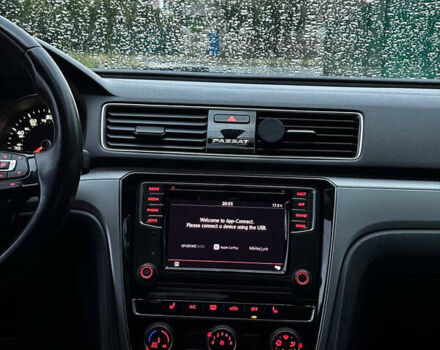 Чорний Фольксваген Пассат, об'ємом двигуна 2 л та пробігом 148 тис. км за 14300 $, фото 11 на Automoto.ua