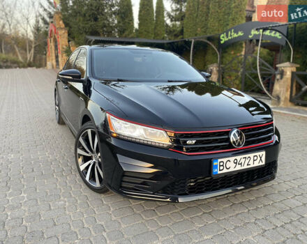 Черный Фольксваген Пассат, объемом двигателя 3.6 л и пробегом 29 тыс. км за 20000 $, фото 16 на Automoto.ua