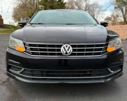 Чорний Фольксваген Пассат, об'ємом двигуна 2 л та пробігом 45 тис. км за 11200 $, фото 1 на Automoto.ua