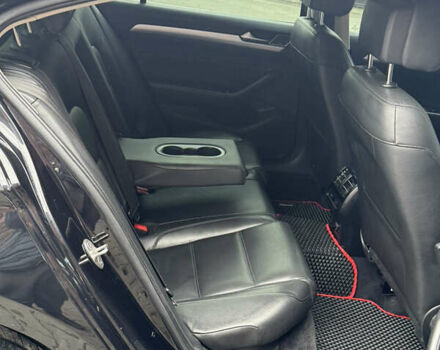 Черный Фольксваген Пассат, объемом двигателя 1.97 л и пробегом 225 тыс. км за 15950 $, фото 131 на Automoto.ua