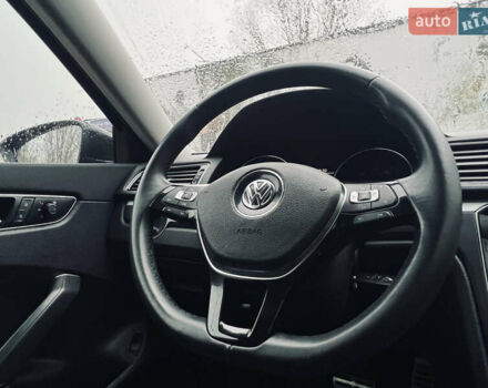 Чорний Фольксваген Пассат, об'ємом двигуна 2 л та пробігом 153 тис. км за 11900 $, фото 52 на Automoto.ua