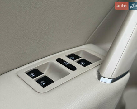 Чорний Фольксваген Пассат, об'ємом двигуна 2 л та пробігом 145 тис. км за 17200 $, фото 27 на Automoto.ua