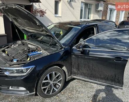 Черный Фольксваген Пассат, объемом двигателя 1.97 л и пробегом 190 тыс. км за 25500 $, фото 3 на Automoto.ua