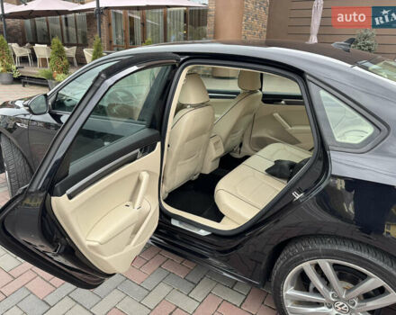 Черный Фольксваген Пассат, объемом двигателя 1.98 л и пробегом 25 тыс. км за 16399 $, фото 17 на Automoto.ua