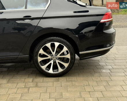 Черный Фольксваген Пассат, объемом двигателя 2 л и пробегом 196 тыс. км за 18800 $, фото 17 на Automoto.ua