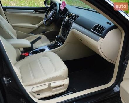 Чорний Фольксваген Пассат, об'ємом двигуна 2 л та пробігом 99 тис. км за 15300 $, фото 18 на Automoto.ua