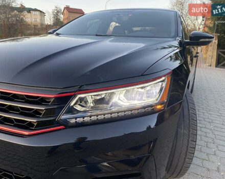 Черный Фольксваген Пассат, объемом двигателя 3.6 л и пробегом 29 тыс. км за 20000 $, фото 22 на Automoto.ua