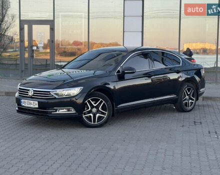 Черный Фольксваген Пассат, объемом двигателя 1.97 л и пробегом 225 тыс. км за 15950 $, фото 118 на Automoto.ua