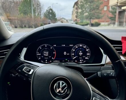 Чорний Фольксваген Пассат, об'ємом двигуна 2 л та пробігом 217 тис. км за 20600 $, фото 4 на Automoto.ua