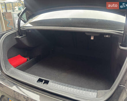 Черный Фольксваген Пассат, объемом двигателя 1.97 л и пробегом 225 тыс. км за 15950 $, фото 158 на Automoto.ua