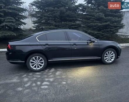 Черный Фольксваген Пассат, объемом двигателя 2 л и пробегом 258 тыс. км за 19500 $, фото 3 на Automoto.ua