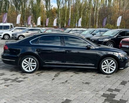 Фольксваген Пассат 2018 в Кривом Роге на Automoto.ua Черный Фольксваген Пассат, объемом двигателя 2 л и пробегом 211 тыс. км за 15500 $, фото 6 на Automoto.ua
