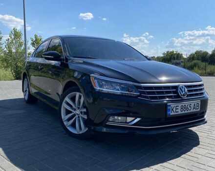 Черный Фольксваген Пассат, объемом двигателя 1.98 л и пробегом 134 тыс. км за 15199 $, фото 4 на Automoto.ua