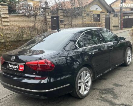 Чорний Фольксваген Пассат, об'ємом двигуна 2 л та пробігом 162 тис. км за 13790 $, фото 7 на Automoto.ua