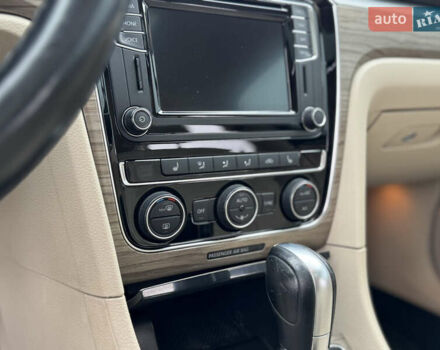 Чорний Фольксваген Пассат, об'ємом двигуна 2 л та пробігом 145 тис. км за 17200 $, фото 32 на Automoto.ua