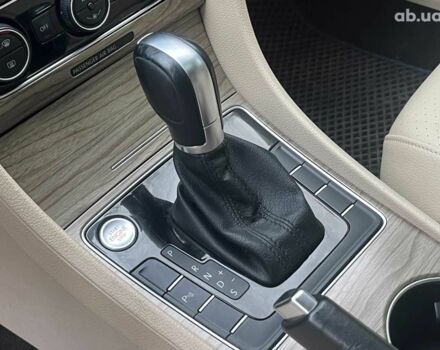 Чорний Фольксваген Пассат, об'ємом двигуна 2 л та пробігом 162 тис. км за 13790 $, фото 19 на Automoto.ua