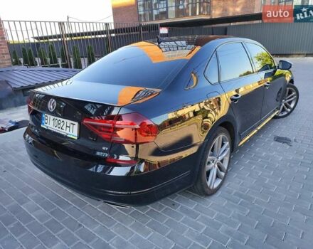 Черный Фольксваген Пассат, объемом двигателя 3.6 л и пробегом 90 тыс. км за 15500 $, фото 4 на Automoto.ua