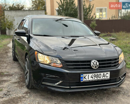 Фольксваген Пассат 2018 в Фастове на Automoto.ua Черный Фольксваген Пассат, объемом двигателя 1.98 л и пробегом 124 тыс. км за 13750 $, фото 1 на Automoto.ua