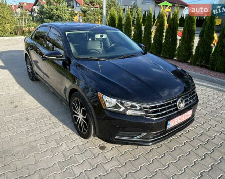 Чорний Фольксваген Пассат, об'ємом двигуна 2 л та пробігом 186 тис. км за 13200 $, фото 5 на Automoto.ua