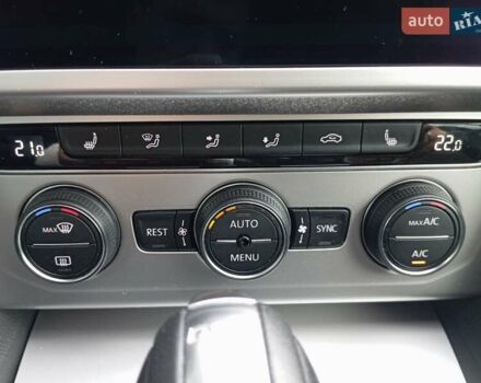 Черный Фольксваген Пассат, объемом двигателя 1.8 л и пробегом 73 тыс. км за 22500 $, фото 15 на Automoto.ua