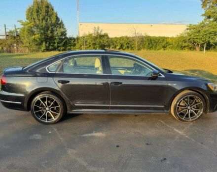 Чорний Фольксваген Пассат, об'ємом двигуна 2 л та пробігом 34 тис. км за 11200 $, фото 6 на Automoto.ua