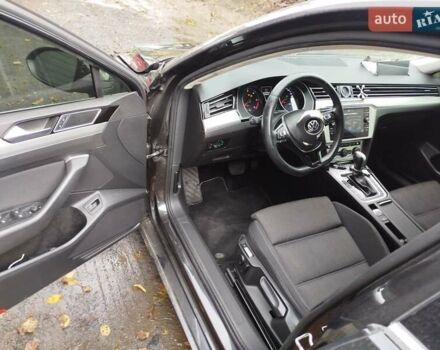 Черный Фольксваген Пассат, объемом двигателя 1.97 л и пробегом 190 тыс. км за 9800 $, фото 11 на Automoto.ua