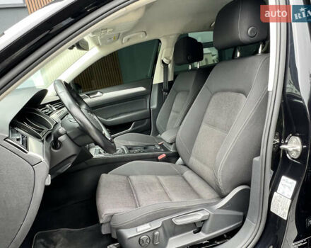 Черный Фольксваген Пассат, объемом двигателя 2 л и пробегом 243 тыс. км за 16999 $, фото 47 на Automoto.ua