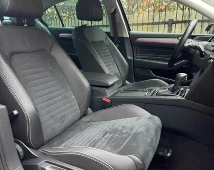 Чорний Фольксваген Пассат, об'ємом двигуна 2 л та пробігом 176 тис. км за 15000 $, фото 7 на Automoto.ua