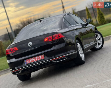 Черный Фольксваген Пассат, объемом двигателя 2 л и пробегом 191 тыс. км за 25700 $, фото 5 на Automoto.ua