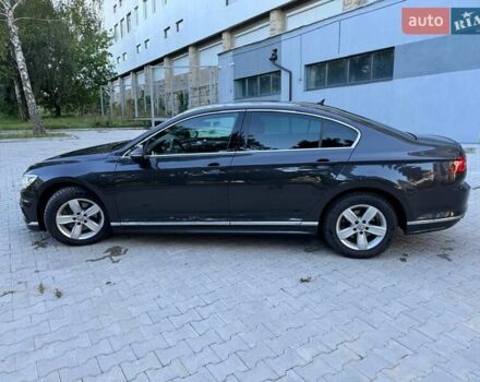 Черный Фольксваген Пассат, объемом двигателя 1.97 л и пробегом 120 тыс. км за 21900 $, фото 3 на Automoto.ua