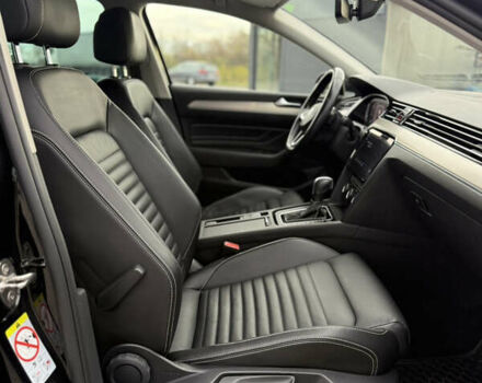 Черный Фольксваген Пассат, объемом двигателя 2 л и пробегом 191 тыс. км за 25700 $, фото 78 на Automoto.ua