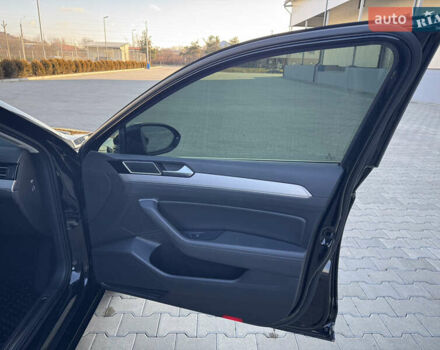 Черный Фольксваген Пассат, объемом двигателя 1.97 л и пробегом 234 тыс. км за 21499 $, фото 34 на Automoto.ua