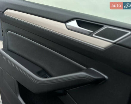 Черный Фольксваген Пассат, объемом двигателя 1.97 л и пробегом 237 тыс. км за 21999 $, фото 31 на Automoto.ua