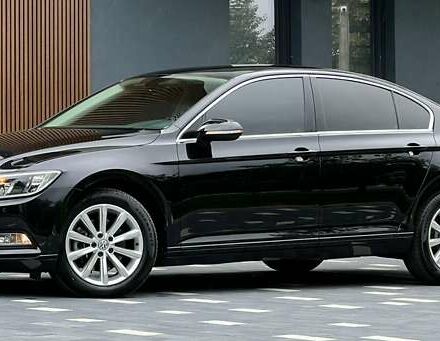 Черный Фольксваген Пассат, объемом двигателя 2 л и пробегом 243 тыс. км за 16999 $, фото 17 на Automoto.ua