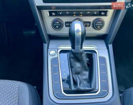 Черный Фольксваген Пассат, объемом двигателя 2 л и пробегом 197 тыс. км за 19800 $, фото 40 на Automoto.ua