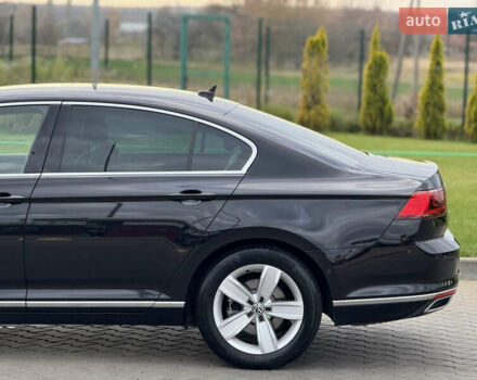Черный Фольксваген Пассат, объемом двигателя 2 л и пробегом 191 тыс. км за 25700 $, фото 44 на Automoto.ua