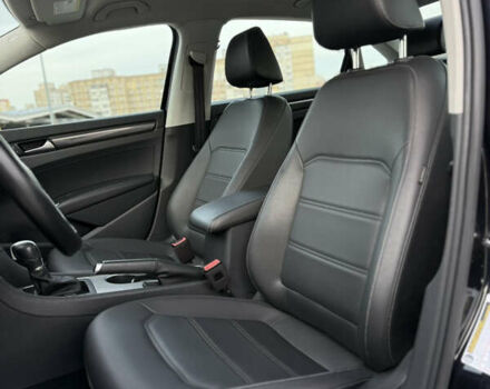 Черный Фольксваген Пассат, объемом двигателя 2 л и пробегом 29 тыс. км за 14699 $, фото 31 на Automoto.ua