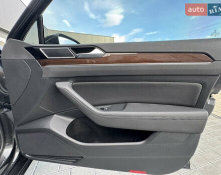 Черный Фольксваген Пассат, объемом двигателя 2 л и пробегом 81 тыс. км за 26500 $, фото 56 на Automoto.ua