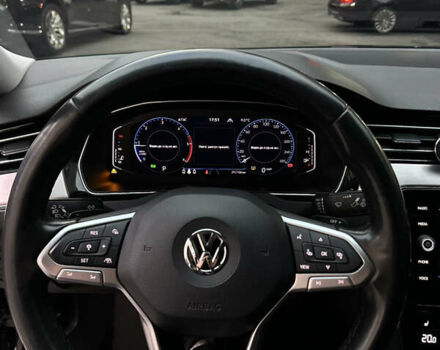 Черный Фольксваген Пассат, объемом двигателя 1.97 л и пробегом 292 тыс. км за 25000 $, фото 1 на Automoto.ua