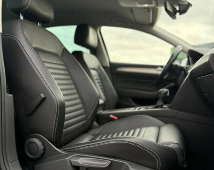 Черный Фольксваген Пассат, объемом двигателя 2 л и пробегом 191 тыс. км за 25700 $, фото 82 на Automoto.ua