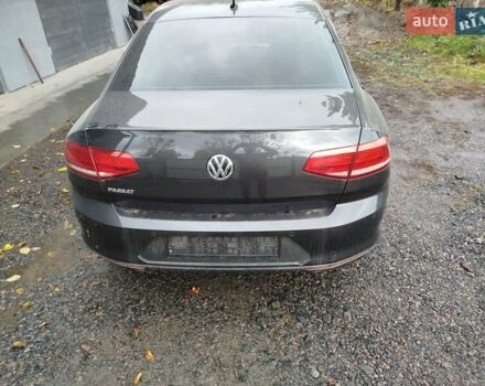 Черный Фольксваген Пассат, объемом двигателя 1.97 л и пробегом 190 тыс. км за 9800 $, фото 10 на Automoto.ua