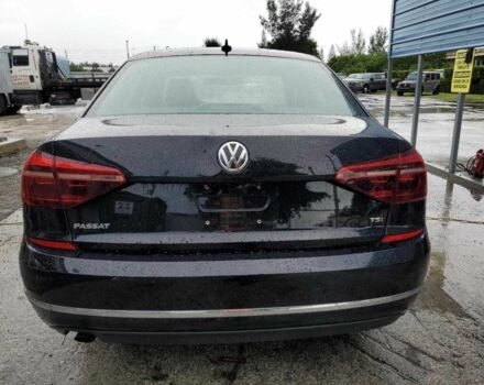 Черный Фольксваген Пассат, объемом двигателя 1.8 л и пробегом 6 тыс. км за 2600 $, фото 3 на Automoto.ua