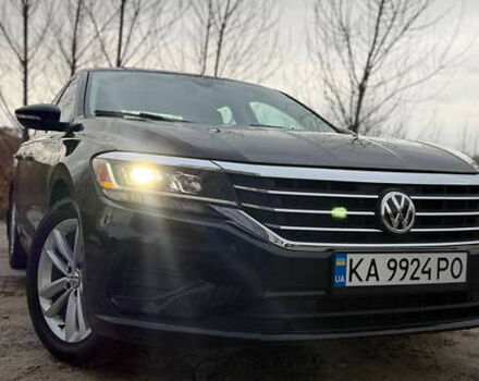 Черный Фольксваген Пассат, объемом двигателя 2 л и пробегом 29 тыс. км за 14699 $, фото 2 на Automoto.ua