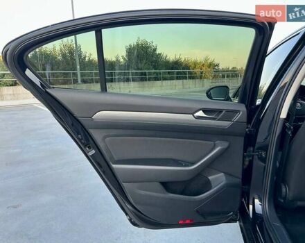 Черный Фольксваген Пассат, объемом двигателя 2 л и пробегом 197 тыс. км за 19800 $, фото 29 на Automoto.ua