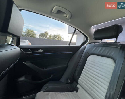 Черный Фольксваген Пассат, объемом двигателя 2 л и пробегом 81 тыс. км за 26500 $, фото 62 на Automoto.ua