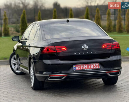 Черный Фольксваген Пассат, объемом двигателя 2 л и пробегом 191 тыс. км за 25700 $, фото 56 на Automoto.ua